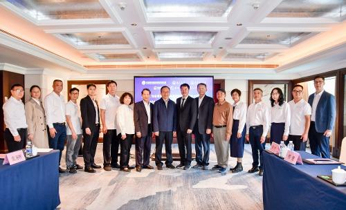 Innovation drives development and experts enlighten the future.